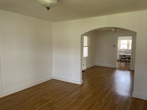 111 E Devlin St, Spring Valley, IL 61362 photo 6