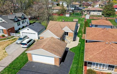 5640 W Hawthorne Ave, Berkeley, IL 60163