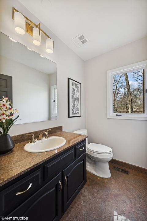 1 S420 Shaffner Rd, Wheaton, IL 60189 photo 7