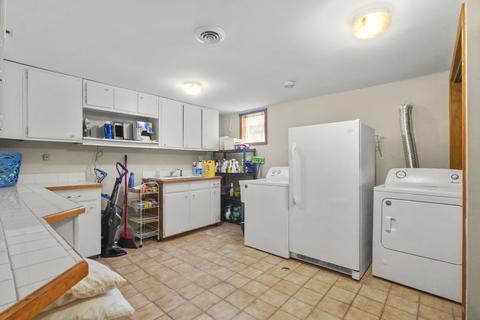 9030 Skyline Dr, Burr Ridge, IL 60527 photo 21