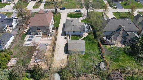 9030 Skyline Dr, Burr Ridge, IL 60527 photo 27