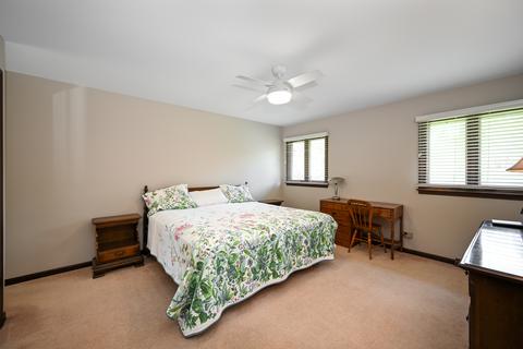 1535 N Summit St, Wheaton, IL 60187 photo 21