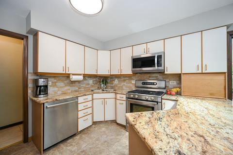 1535 N Summit St, Wheaton, IL 60187 photo 13