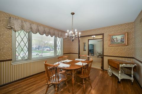 1535 N Summit St, Wheaton, IL 60187 photo 10