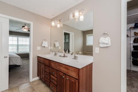 1713 Flagstone Dr, Normal, IL 61761 photo 20
