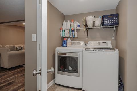 1713 Flagstone Dr, Normal, IL 61761 photo 33