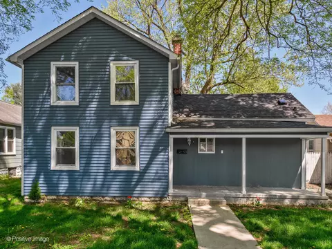 712 Douglas St, Morris, IL 60450