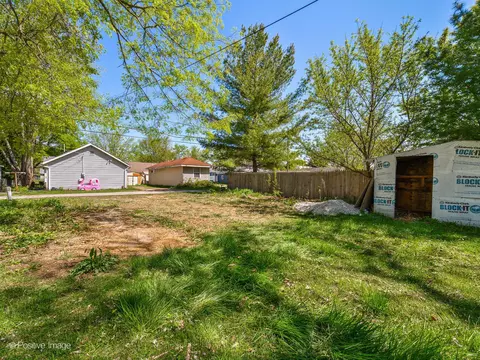 712 Douglas St, Morris, IL 60450 photo 14