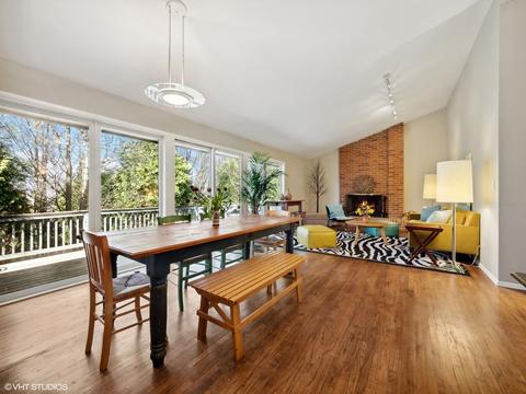 112 E Hillside Ave, Barrington, IL 60010 photo 2
