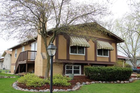 6001 Forestview Dr, Oak Forest, IL 60452