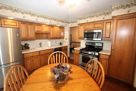 6001 Forestview Dr, Oak Forest, IL 60452 photo 9
