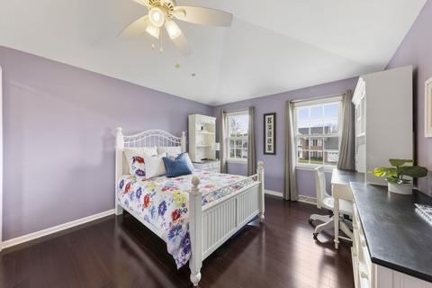 405 Bluegrass Dr, Wheaton, IL 60189 photo 23
