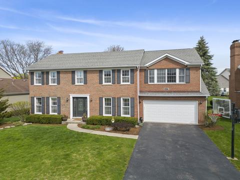 405 Bluegrass Dr, Wheaton, IL 60189 photo 1