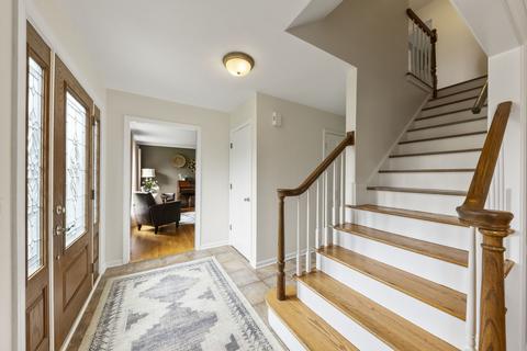 405 Bluegrass Dr, Wheaton, IL 60189 photo 3