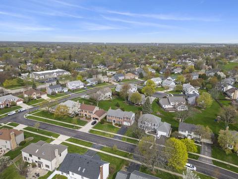 405 Bluegrass Dr, Wheaton, IL 60189 photo 43