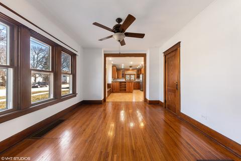 33 E Maple Ave, Roselle, IL 60172 photo 5