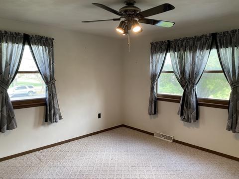225 N Walter Ave, Mcnabb, IL 61335 photo 15