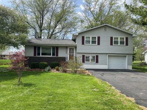 225 N Walter Ave, Mcnabb, IL 61335 photo 1