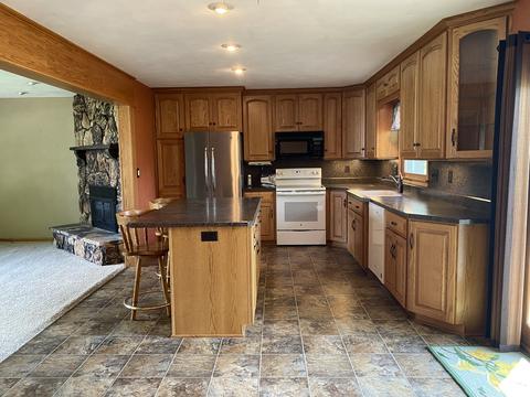 225 N Walter Ave, Mcnabb, IL 61335 photo 6