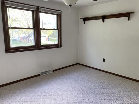 225 N Walter Ave, Mcnabb, IL 61335 photo 14