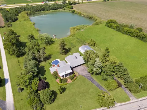 830 E Old Us 150, Farmer City, IL 61842