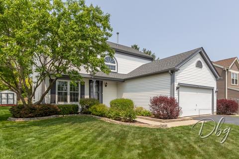 244 W Country Walk Dr, Round Lake Beach, IL 60073