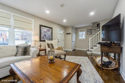 8317 N Merrill St, Niles, IL 60714 photo 4