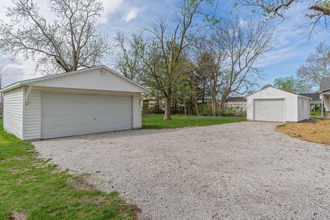 113 E Gridley Rd, Gridley, IL 61744 photo 5