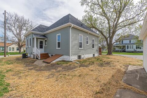 113 E Gridley Rd, Gridley, IL 61744 photo 7