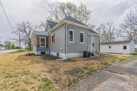 113 E Gridley Rd, Gridley, IL 61744 photo 8