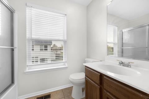 28809 Bakers Dr, Lakemoor, IL 60051 photo 7