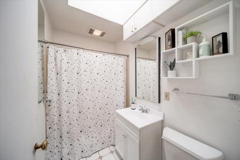 414 E Schiller St, Elmhurst, IL 60126 photo 20