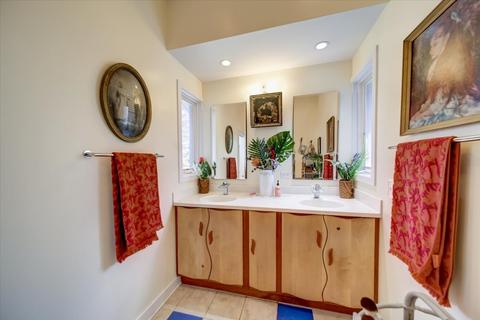 414 E Schiller St, Elmhurst, IL 60126 photo 25