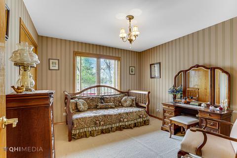 2335 E Church St, Des Plaines, IL 60016 photo 28