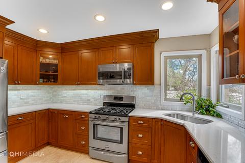 2335 E Church St, Des Plaines, IL 60016 photo 17