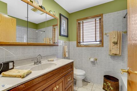 2335 E Church St, Des Plaines, IL 60016 photo 26