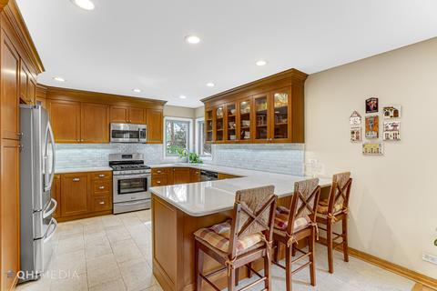 2335 E Church St, Des Plaines, IL 60016 photo 13