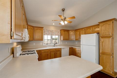 1810 Chuck Murray Dr, Normal, IL 61761 photo 10