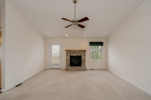 1810 Chuck Murray Dr, Normal, IL 61761 photo 5
