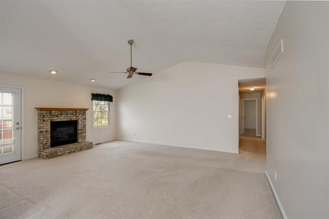 1810 Chuck Murray Dr, Normal, IL 61761 photo 6