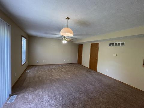 94 E Poplar St, Normal, IL 61761 photo 5
