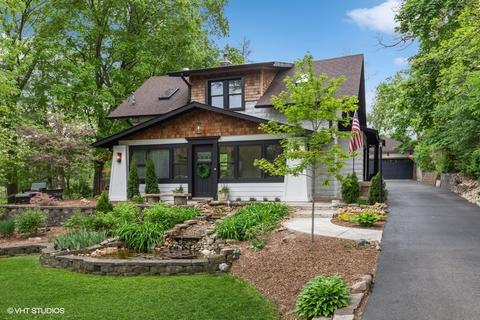 112 Beachway Dr, Fox River Grove, IL 60021