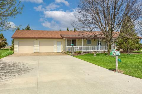 904 County Road 3200 N, Dewey, IL 61840