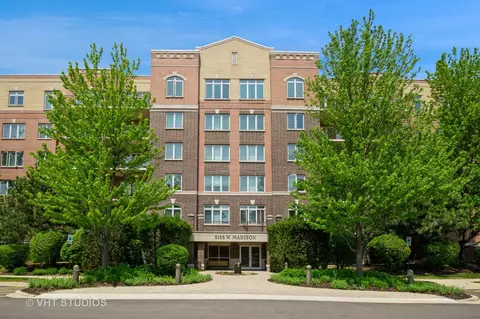 5155 Madison St #209, Skokie, IL 60077