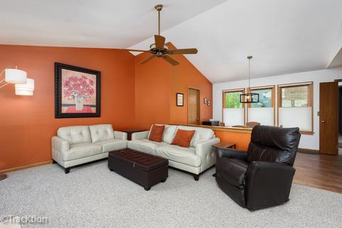 751 Red Oak Dr, Bartlett, IL 60103 photo 12