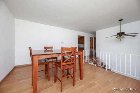 141 Plainview Dr, Bolingbrook, IL 60440 photo 5