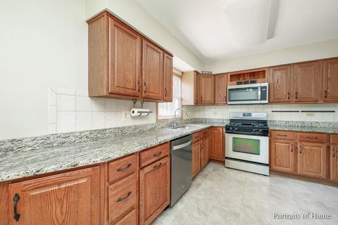 141 Plainview Dr, Bolingbrook, IL 60440 photo 7
