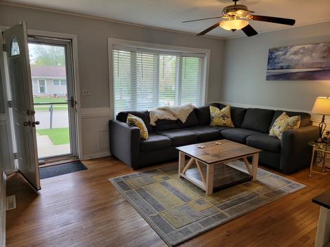 1800 Truman Dr, Normal, IL 61761 photo 3