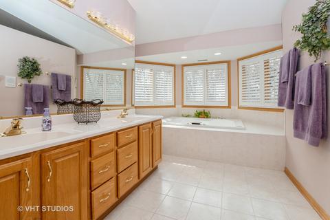 4 Billy Casper Ln, Midlothian, IL 60445 photo 14