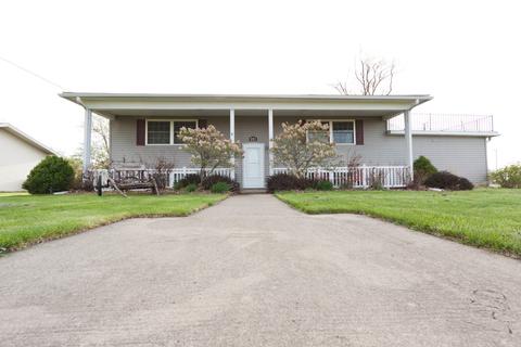 1012 Mary St, Minonk, IL 61760